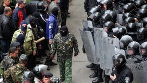 Ukraine/Odessa: des pro-russes lancent un assaut contre le siège de la police (AFP)