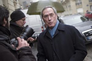 Affaire Tapie : l'ancien ministre de l'intérieur Claude Guéant placé en garde à vue (Le Monde)
