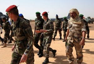 TCHAD-FRANCE : le dictateur Déby, l’allié objectif de la France (Afriques en Lutte)