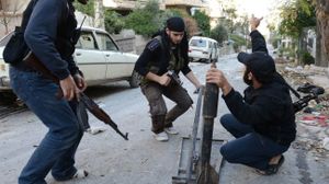 Selon François Hollande, près de 30 djihadistes français seraient morts en Syrie. Plus de 800 Français combattraient au côté des rebelles islamistes en Syrie.