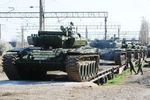 Un char ukrainien aurait passé la frontière russe ; des chars russes auraient passé la frontière ukrainienne