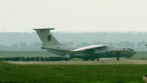 Lougansk : Près de 50 soldats ukrainiens pourraient avoir été tués après que leur avion militaire ait été abattu par une roquette
