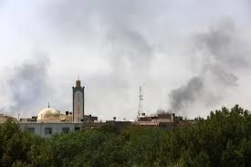 Les Emirats ont bombardé des milices islamistes en Libye (responsables américains)