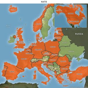 Des Etats de L'OTAN créent une nouvelle force multilatérale - constituée de 10.000 hommes sous commandement britannique afin de répondre à la crise en Ukraine (Financial Times)