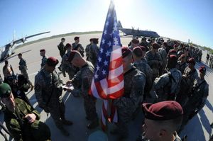 Deux cents parachutistes américains participeront aux manoeuvres en Ukraine (Pentagone) (AFP)