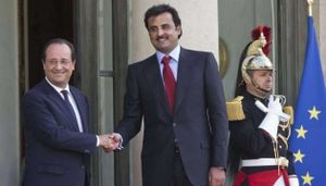 François Hollande accueille le nouvel émir du Qatar – le fils du précédent -, Sheikh Tamim ben Hamad Al-Thani, à l'Élysée le 24 juin 2014
