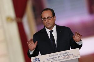 Ebola: Hollande annonce l'installation d'un hôpital militaire en Guinée (AFP)