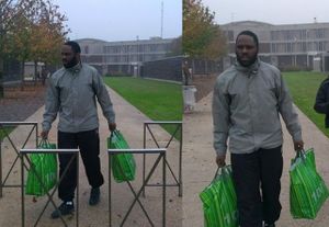 Kémi Séba à sa sortie de prison