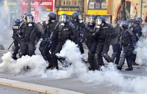 Meurtre de Rémi Fraisse, répression policière, manifestations violentes et surdité socialiste