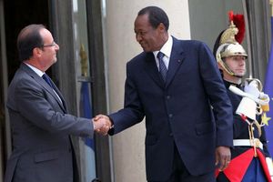 Selon Le Figaro, la France aurait facilité l'exfiltration du dictateur Compaoré en Côte d'Ivoire