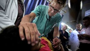 Le médecin norvégien, Mads Gilbert, interdit à vie de se rendre à Gaza par Israël (I-Télé)