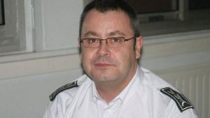 Mystérieux « suicide » du policier chargé de la connexion Charlie Hebdo-Jeannette Bougrab (Panamza)