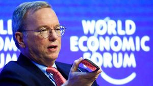 A Davos, on prédit la fin d'Internet, de la vie privée et une monnaie digitale dans les pays pauvres (Fawkes News)
