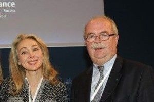 BHL a trouvé une blonde pour faire le « printemps » en Algérie. (Mondafrique)