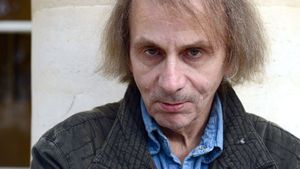 « Soumission » de Houellebecq : la peur de l’Islam au service de la soumission à l’Empire (Arrêt sur info)