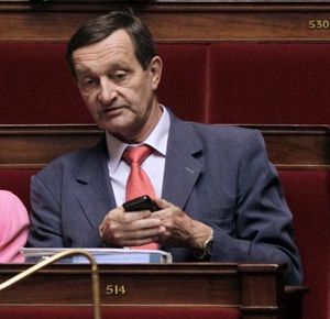 Le coup de gueule de Valls contre Gérard Bapt (Mondafrique)