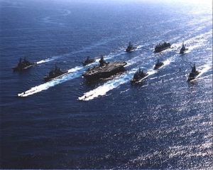 Des navires de guerre étatsuniens ont été envoyés pour bloquer les navires iraniens au large du Yémen (AP)