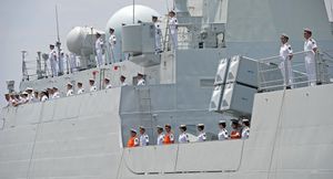 Deux frégates chinoises entrent en mer Noire (Sputniknews)