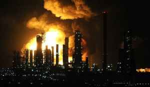 Les installations pérolières saoudiennes d'Aramco ont été attaquées par des combattants yéménites
