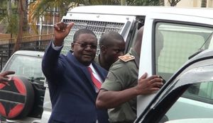 Cameroun : le Maire Kingué dénonce les sociétés "négrières" françaises à la Cour suprême (Cameroon Voice)
