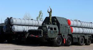 Stratfor prévient que le déploiement des S-300 à Odessa en Ukraine risque d'entraîner une guerre entre l'Occident et la Russie