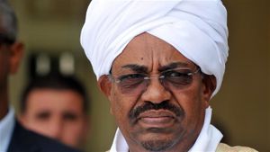 La Cour de justice d'Afrique du Sud interdit au Président du Soudan, Omar-el-Béchir, de quitter le pays suite au mandat de la CPI