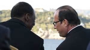 L'ex-dictateur Compaoré demande à Hollande la restitution de son passeport !