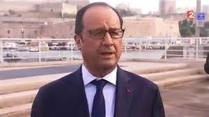 Le "chef de guerre" François Hollande instrumentalise-t-il la menace terroriste en France ?