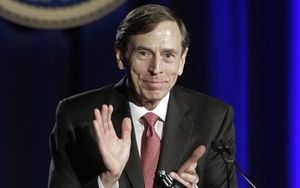 Petraeus propose d’utiliser al-Qaïda contre la Syrie (Voltaire.net)
