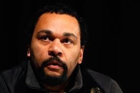 Dieudonné à nouveau menacé d'explusion à Saint-Denis (RT)