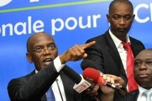 Côte d’Ivoire : l’argent, vainqueur par avance de la présidentielle (Mondafrique)