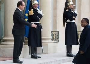 Le dictateur Sassou Nguesso franchit le pas, François Hollande aux abonnés absents