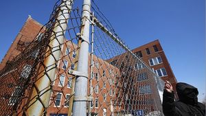 Comment la police de Chicago a fait «disparaître» 7000 personnes, en majorité noires, pour les emmener dans un lieu secret où la torture est utilisée (The Guardian)