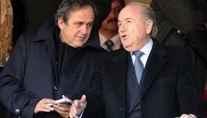 Scandale à la Fifa : Platini et Blatter auraient « falsifié des comptes » (AFP)