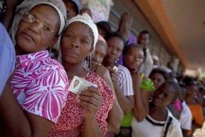 Des centaines de manifestants protestent contre les fraudes électorales en Haïti (Press TV)