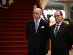 La République française prise en otage (Voltaire.net)