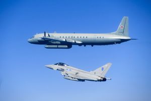 Des bombardiers russes interceptés par des Typhoon britanniques ! (Irib)