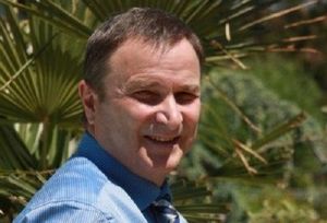 Interview : La DGSE a facilité le convoyage de la bombe utilisée au Bd Amirouche (Algérie Patriotique)