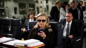 Le FBI examine si Hillary Clinton a violé les lois contre la corruption aux Etats-Unis