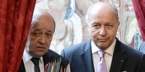 A propos de l’action russe en Syrie, le gouvernement français ment effrontément (MAJ)