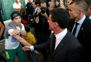 Le département du premier ministre Valls menace de suspendre les financements sociaux (WSWS)