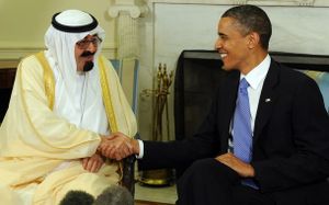 Guerre en Syrie. Obama a donné dès 2013 son feu vert pour que l'Arabie saoudite finance la CIA dans son opération secrète "Bois de sycomore" (Canard enchaîné)