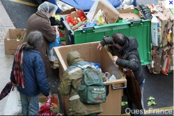 La démocratie de connivence et l’anéantissement de la France