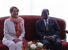 Françafrique. Après un séjour dans la junte militaire égyptienne, Ségolène Royal se rend chez l'ami françafricain Ouattara
