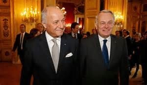 Ayrault se dédit de Fabius et ne reconnaîtra pas sytématiquement d'Etat palestinien en cas d'échec de l'initiative de paix française