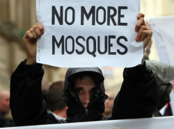 Après les attentats de Bruxelles, les responsables attisent la haine anti-musulmane (WSWS)