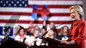 Hillary Clinton est-elle plus dangereuse que Donald Trump ? (Electronic Intifada)