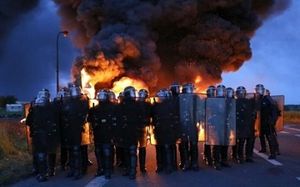 Grèves, blocages et cohérence (LGS)