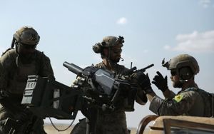 Les forces spéciales US reçoivent l'ordre de retirer sur leur costume militaire les insignes d'une milice kurde (Washington Times)