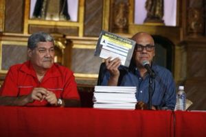 Une fraude gigantesque dans la collecte de signatures pour le révocatoire est dénoncée au Venezuela (Radio Havana Cuba)
